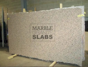 Rosa Porrino Granite Slab – light pink granite with gray and black speckles